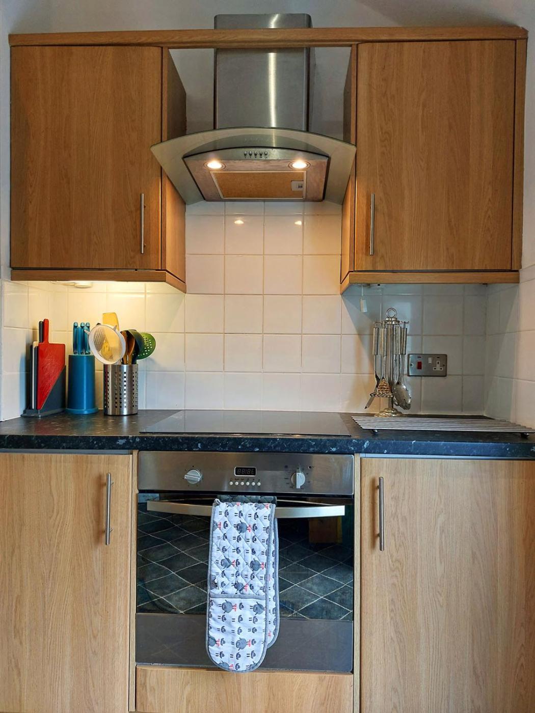 Salt Marsh Apartment Tywyn Exterior photo